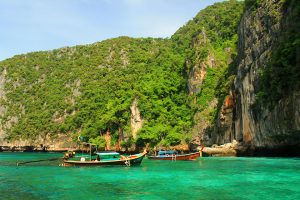 Плажът Мая Бей / Maya Bay Beach