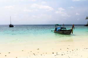 Плажът на маймуните, остров Пи Пи Дон / Monkey Beach, Phi Phi Don Island